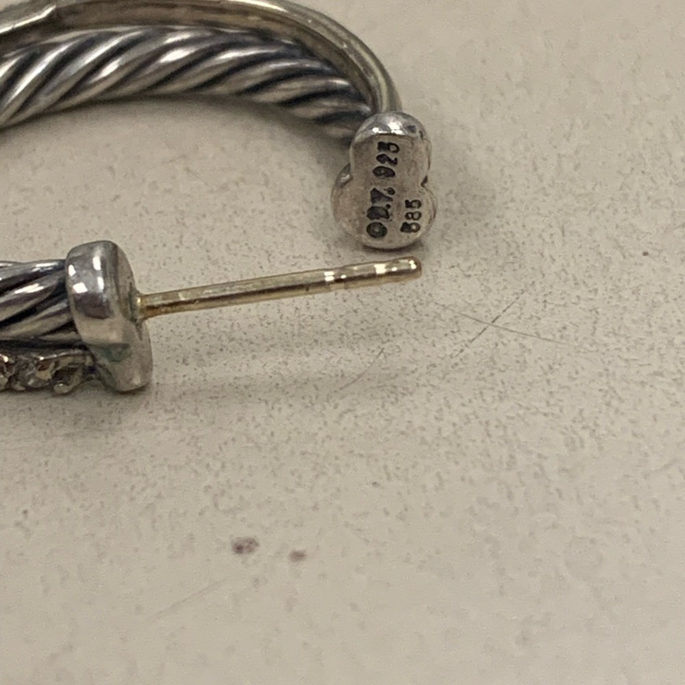 david yurman earrings with diamond - Picture 4 of 6